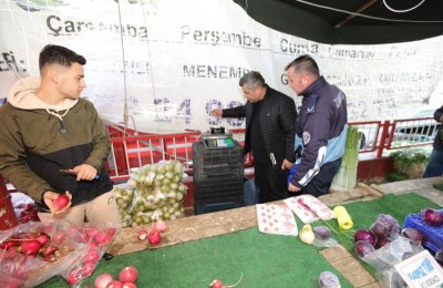 Bayraklı zabıtası sahada